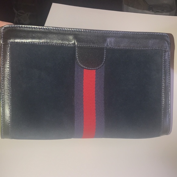 GUCCI SUEDE POUCH - Picture 5 of 14